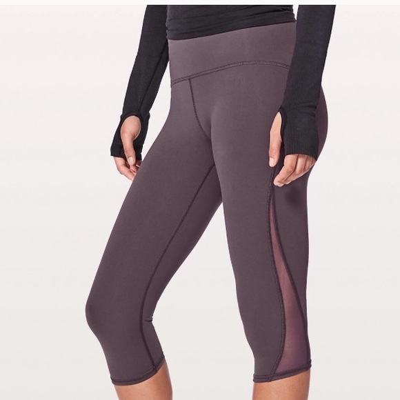 lululemon athletica Pants - BNWT lululemon Cropped Leggings